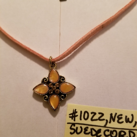 ✅#1022 NWOT RARE Copper Tone Metal 15.5" Necklace - Picture 2 of 12